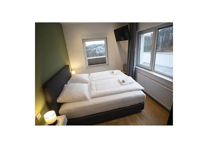 Q-stall, 01 * Brilon